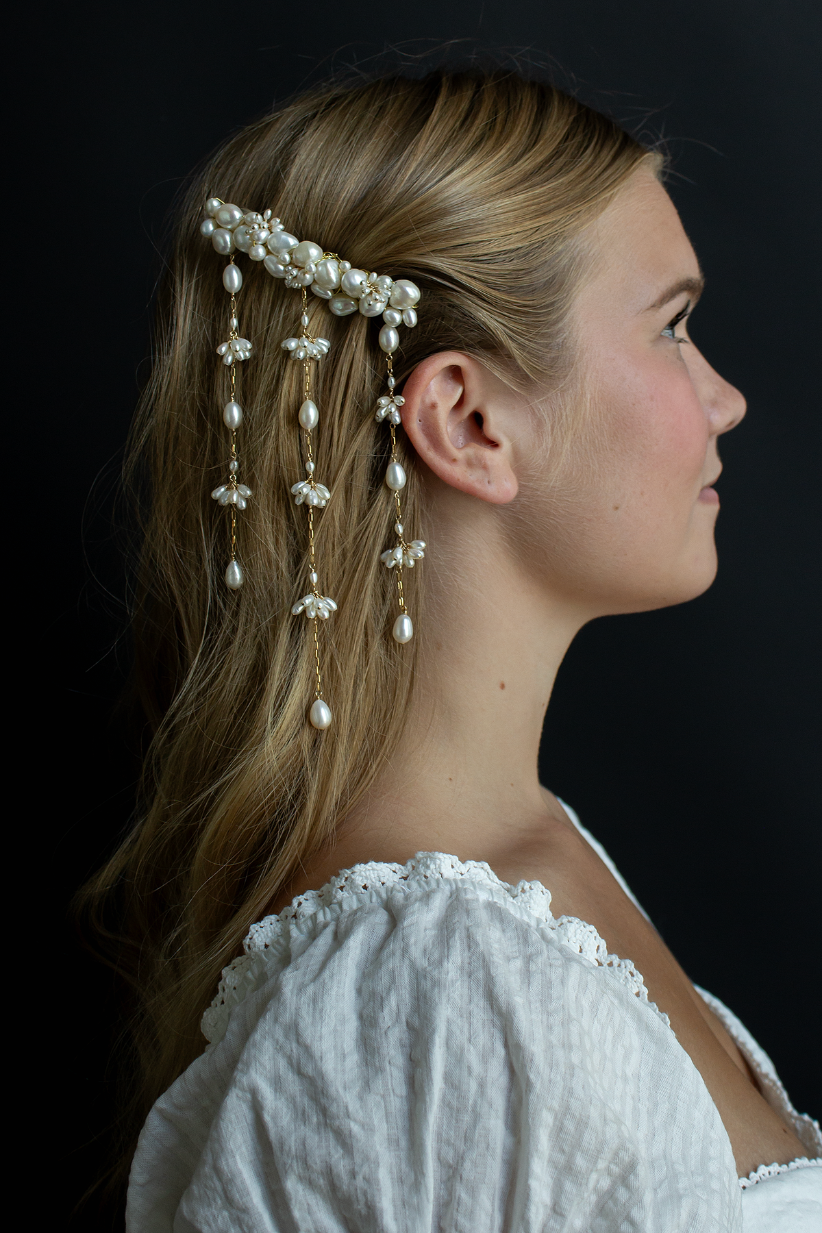 Pearl Barrette Veil Alternative