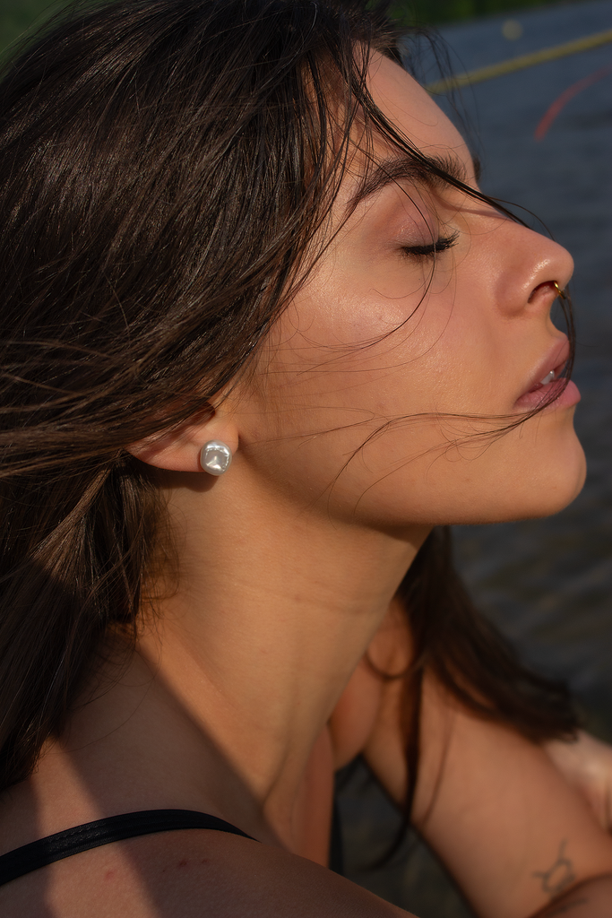 Grande Aurora Stud Earrings