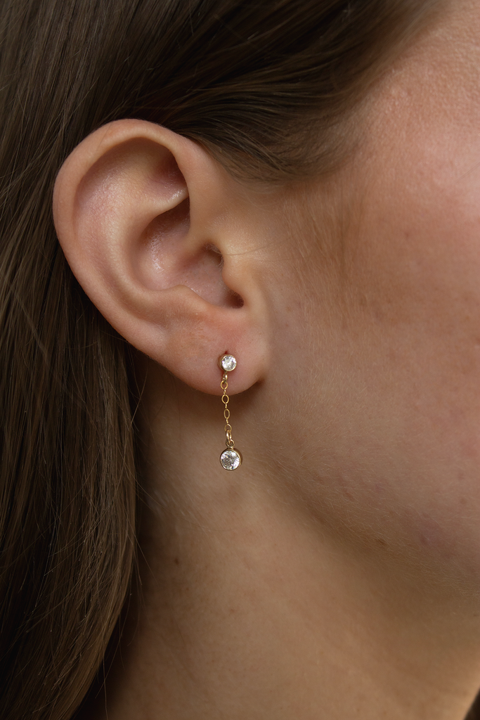 Minimal Crystal Drop Earrings