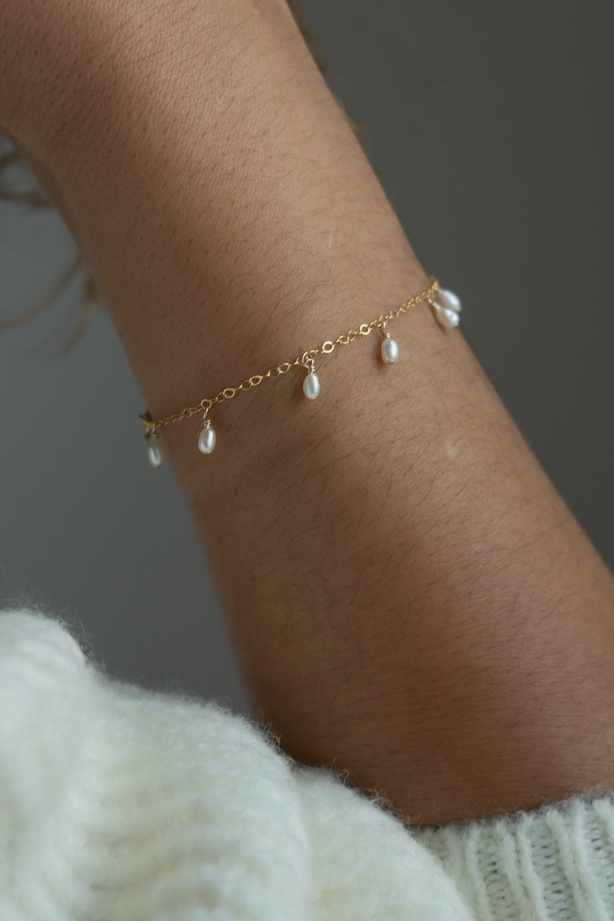 Petite Pearl Droplets Bracelet