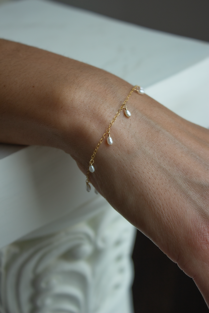 Petite Pearl Droplets Bracelet