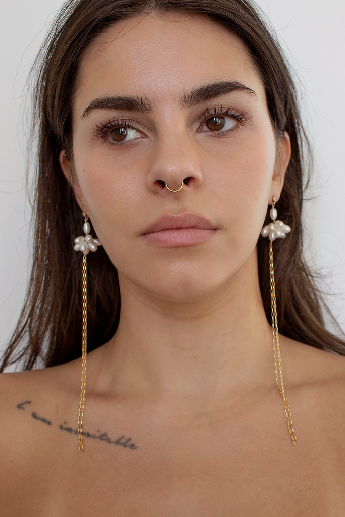 Chain Stem Dangle Earrings