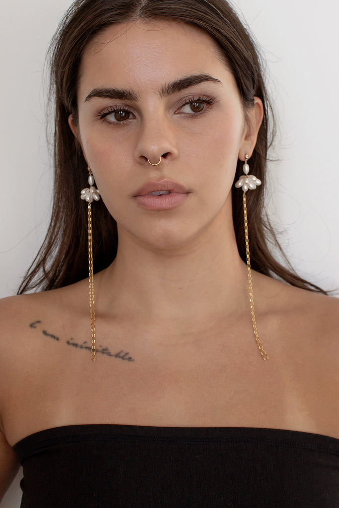 Chain Stem Dangle Earrings
