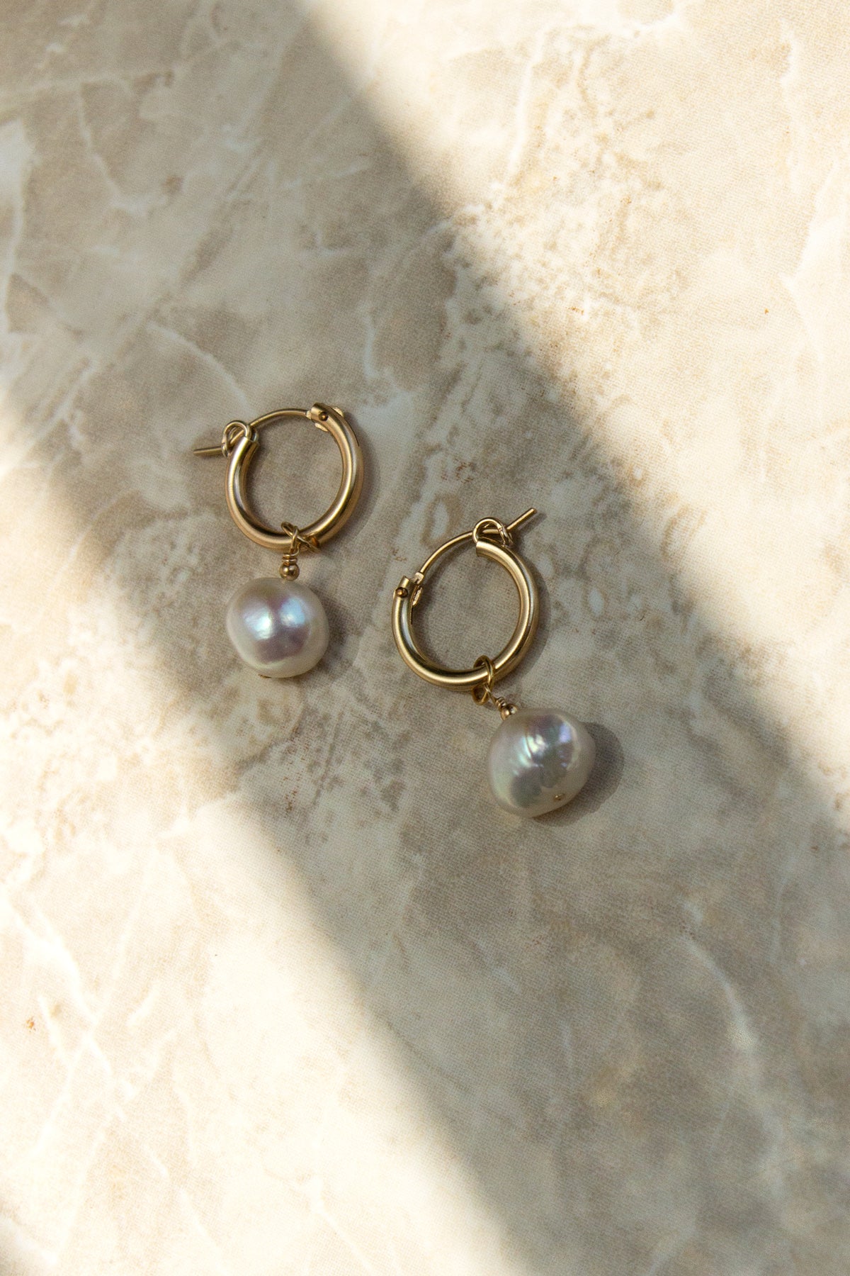 [TATIANA] 人気商品☆Mignon Etoile Pearl Hoop Earring ☆国内発送【TATIANA】Mignon Etoile Pearl Hoop Earring ピアス