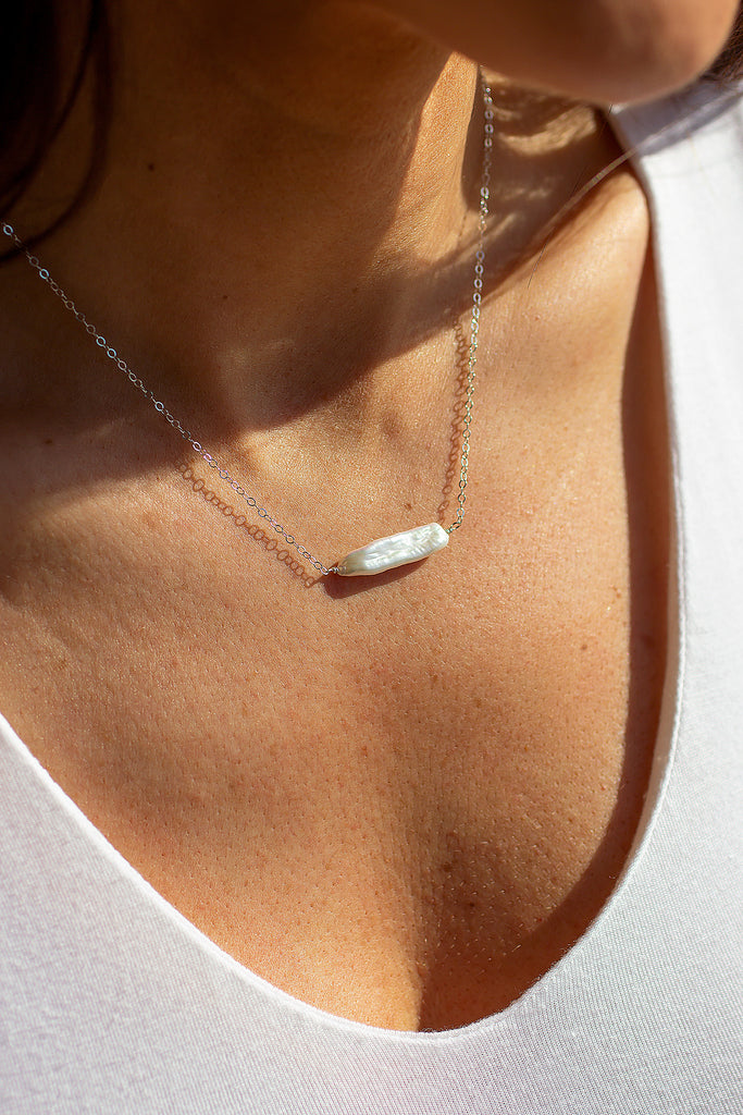 simple pearl necklace in sterling silver